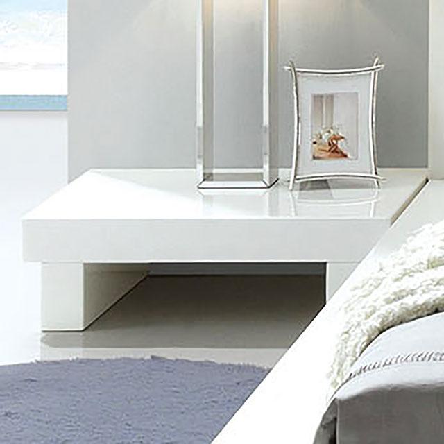 Christie Glossy White Night Stand - Casa Morelos / Coahuila Furniture (Oklahoma City, OK)