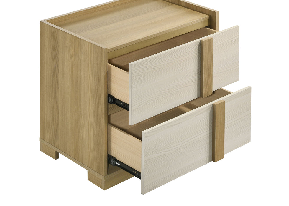 Hyland 4 & 5 Piece Bedroom Set E.King & Queen - Casa Morelos / Coahuila Furniture (Oklahoma City, OK)