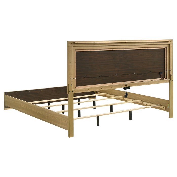 Hyland 4 & 5 Piece Bedroom Set E.King & Queen - Casa Morelos / Coahuila Furniture (Oklahoma City, OK)