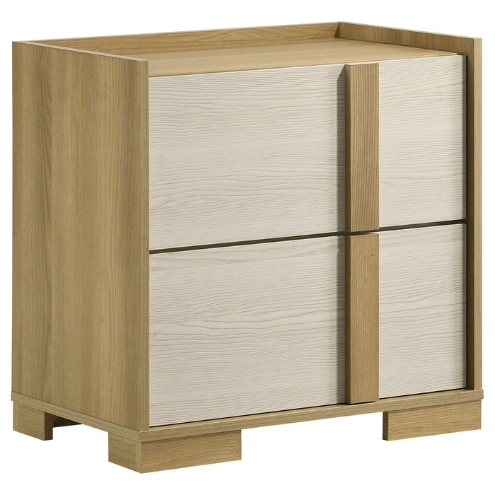 Hyland 4 & 5 Piece Bedroom Set E.King & Queen - Casa Morelos / Coahuila Furniture (Oklahoma City, OK)