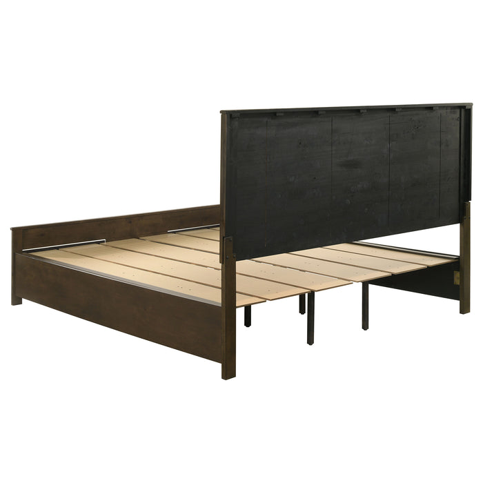 Woodmont 4 & 5 Piece E.King, Queen, & Cal;.King Bedroom Sets - Casa Morelos / Coahuila Furniture (Oklahoma City, OK)