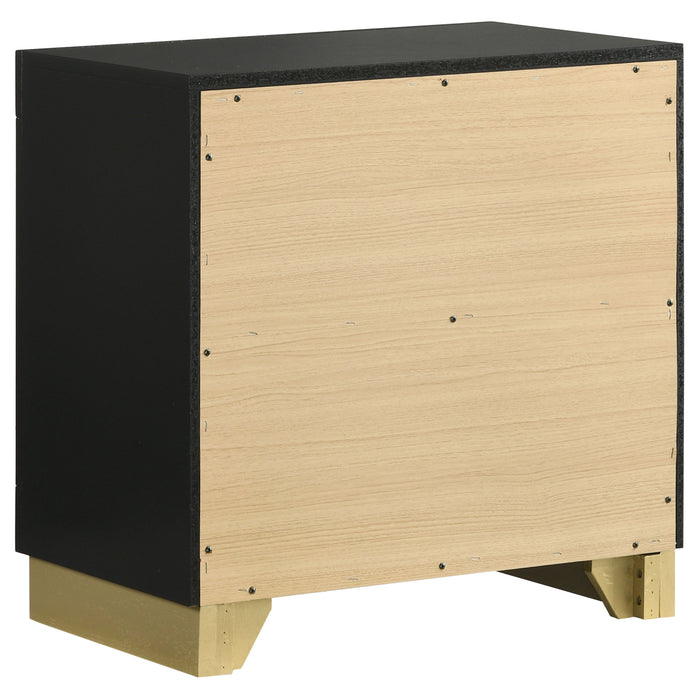 Caraway 4 Pc & Pc E.King, Cal.King, & Queen Bedroom Set Black & White - Casa Morelos / Coahuila Furniture (Oklahoma City, OK)