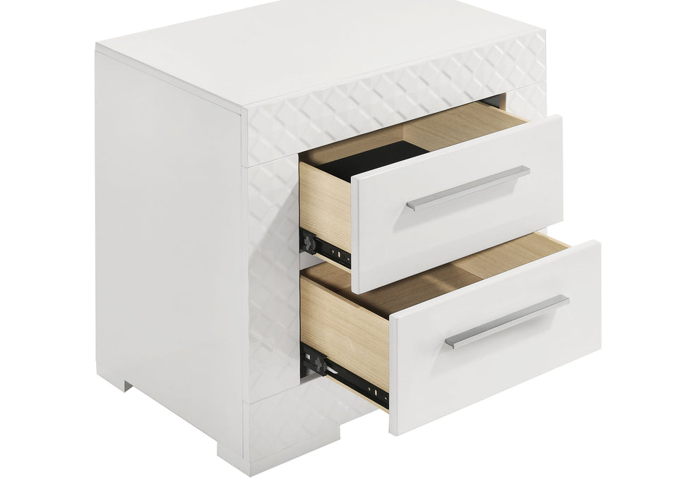 Ives 4 & 5 Piece Bedroom Set E.king & Queen White & Grey - Casa Morelos / Coahuila Furniture (Oklahoma City, OK)