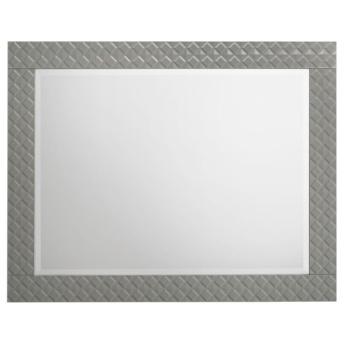 Ives 4 & 5 Piece Bedroom Set E.king & Queen White & Grey - Casa Morelos / Coahuila Furniture (Oklahoma City, OK)