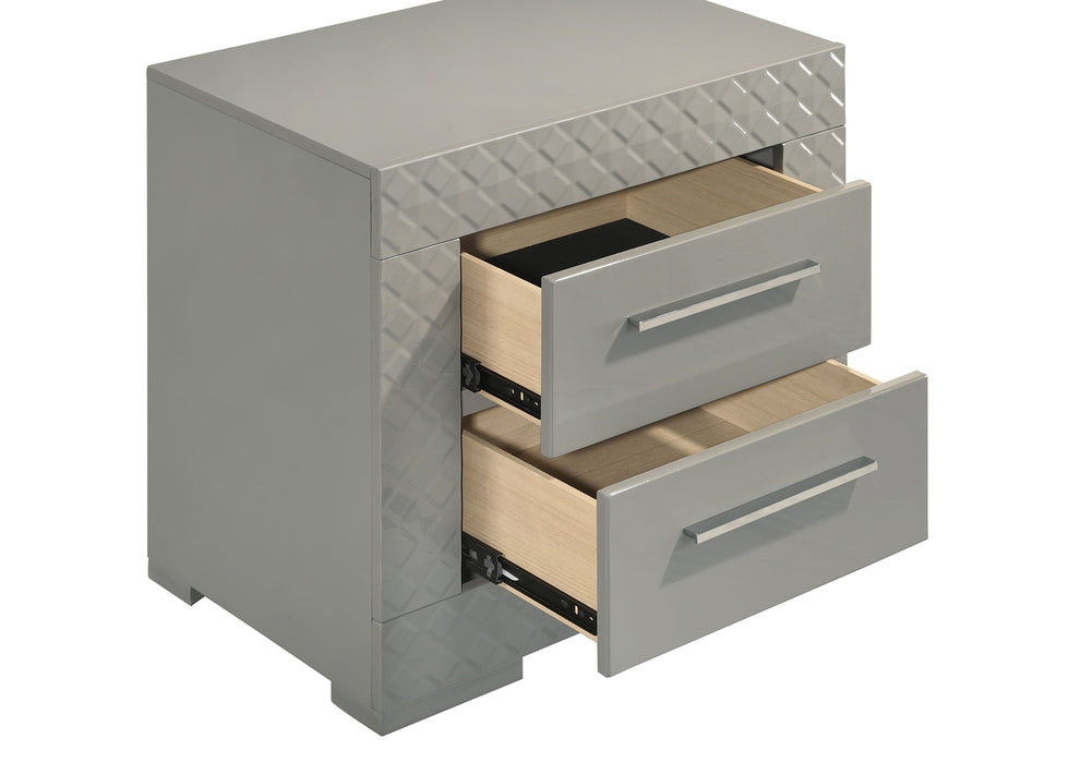 Ives 4 & 5 Piece Bedroom Set E.king & Queen White & Grey - Casa Morelos / Coahuila Furniture (Oklahoma City, OK)
