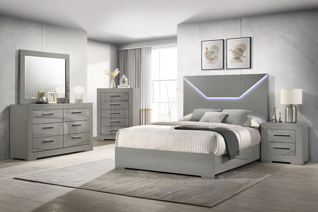 Ives 4 & 5 Piece Bedroom Set E.king & Queen White & Grey - Casa Morelos / Coahuila Furniture (Oklahoma City, OK)