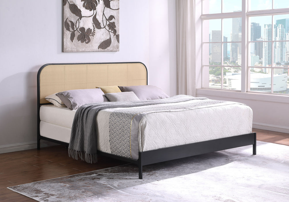 Amherst Eastern King, Queen, Full, & Twin Bed White & Black - Casa Morelos / Coahuila Furniture (Oklahoma City, OK)