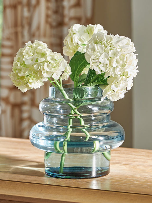 Vallmen Vase - Casa Morelos / Coahuila Furniture (Oklahoma City, OK)