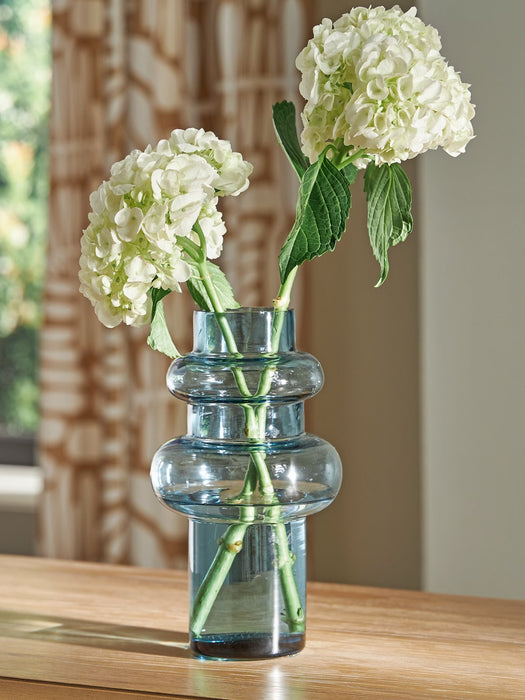 Vallmen Vase - Casa Morelos / Coahuila Furniture (Oklahoma City, OK)