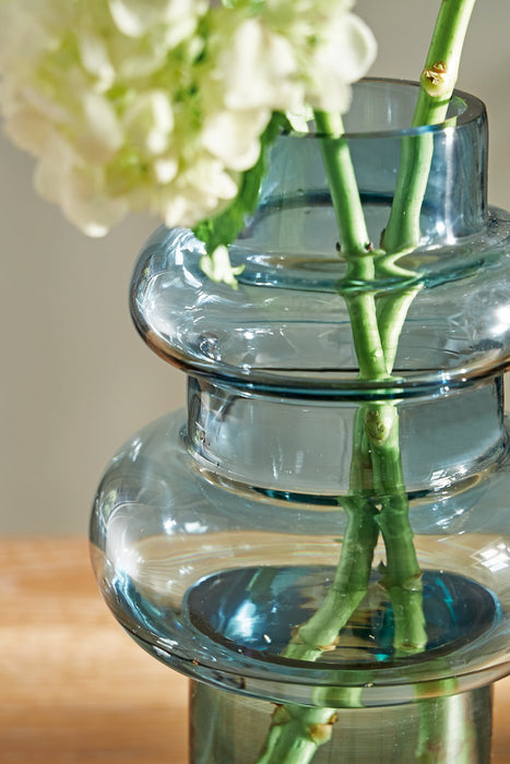 Vallmen Vase - Casa Morelos / Coahuila Furniture (Oklahoma City, OK)