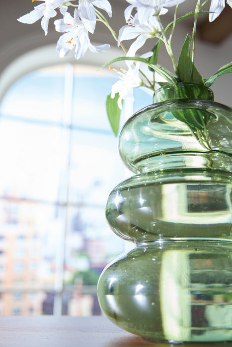 Renethorne Vase - Casa Morelos / Coahuila Furniture (Oklahoma City, OK)