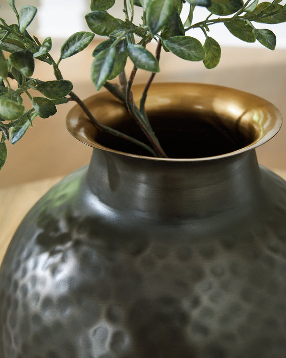Woody Vase - Casa Morelos / Coahuila Furniture (Oklahoma City, OK)