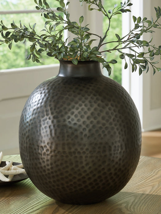 Woody Vase - Casa Morelos / Coahuila Furniture (Oklahoma City, OK)