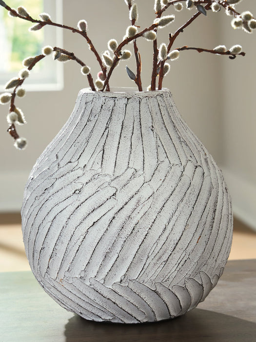 Shelvie Vase - Casa Morelos / Coahuila Furniture (Oklahoma City, OK)