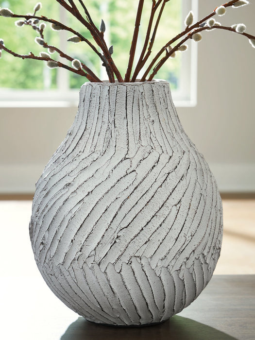 Shelvie Vase - Casa Morelos / Coahuila Furniture (Oklahoma City, OK)