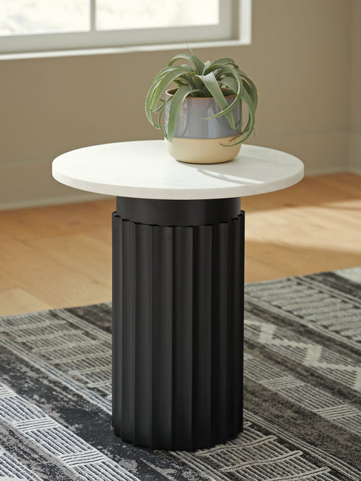Wainstone Accent Table - Casa Morelos / Coahuila Furniture (Oklahoma City, OK)