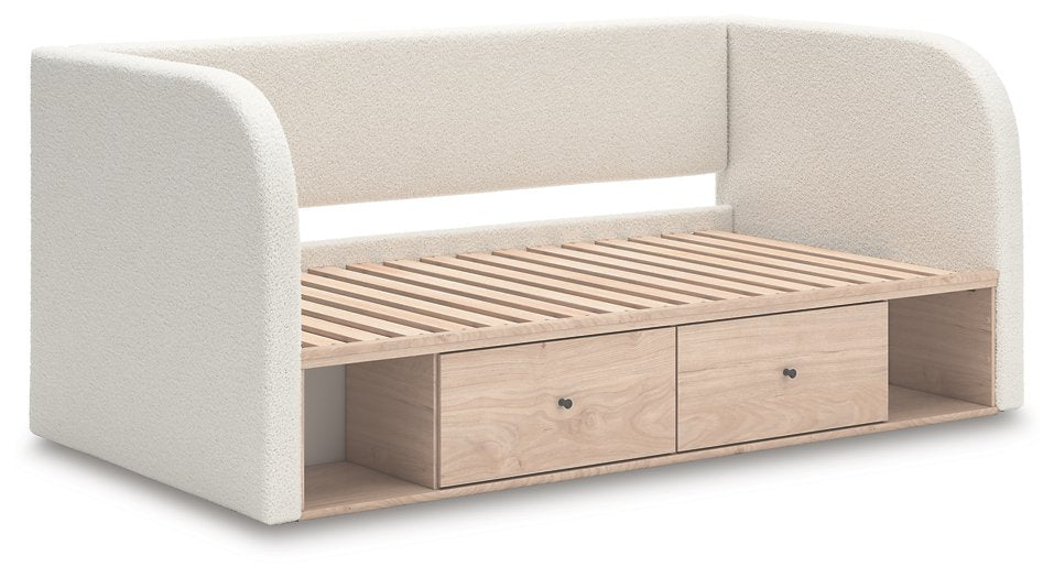 Arloster Upholstered Bed - Casa Morelos / Coahuila Furniture (Oklahoma City, OK)