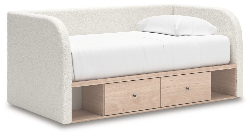 Arloster Upholstered Bed - Casa Morelos / Coahuila Furniture (Oklahoma City, OK)