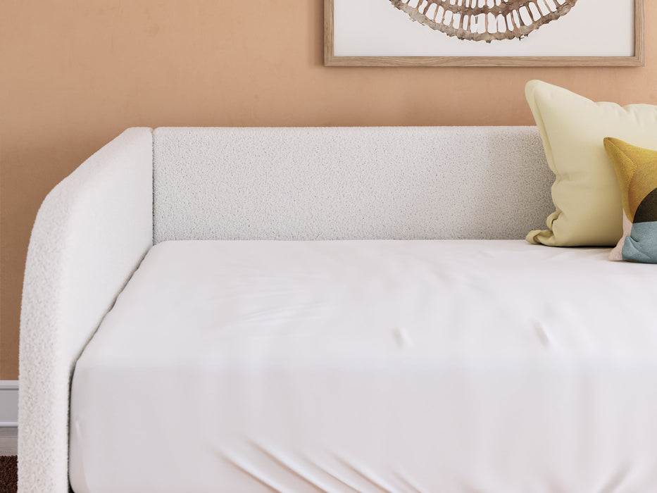 Arloster Upholstered Bed - Casa Morelos / Coahuila Furniture (Oklahoma City, OK)