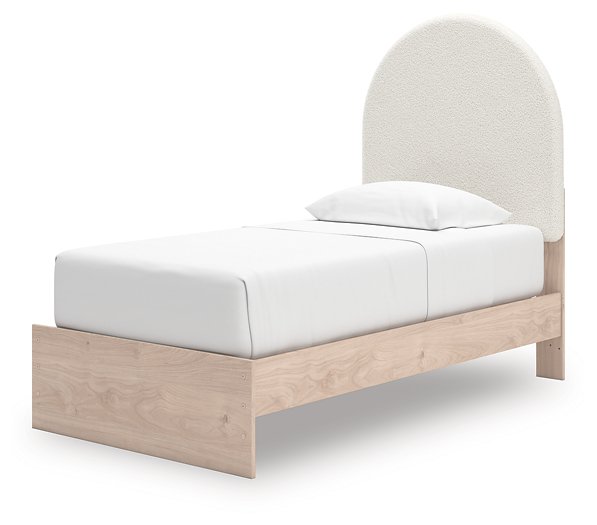 Arloster Upholstered Bed - Casa Morelos / Coahuila Furniture (Oklahoma City, OK)