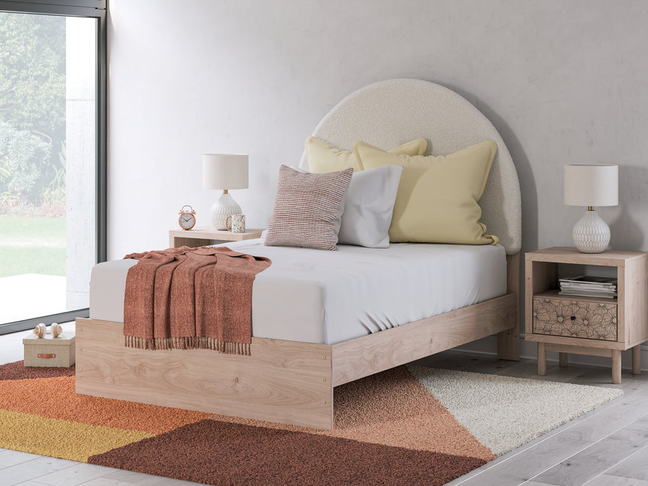 Arloster Upholstered Bed - Casa Morelos / Coahuila Furniture (Oklahoma City, OK)