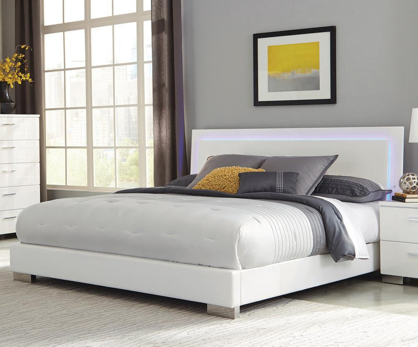 Felicity Eastern King, Queen, & Cal.King Panel Bed with LED Lighting Glossy White - Casa Morelos / Coahuila Furniture (Oklahoma City, OK)