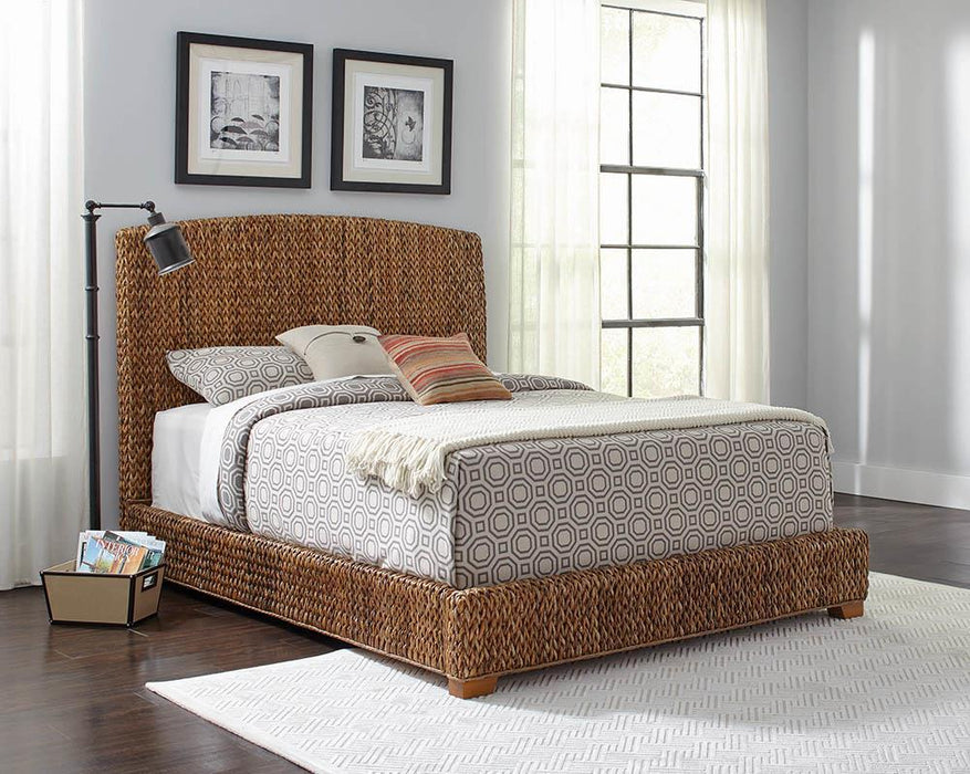 Laughton Hand-Woven Banana Leaf California King, E.King, & Queen Bed Amber - Casa Morelos / Coahuila Furniture (Oklahoma City, OK)
