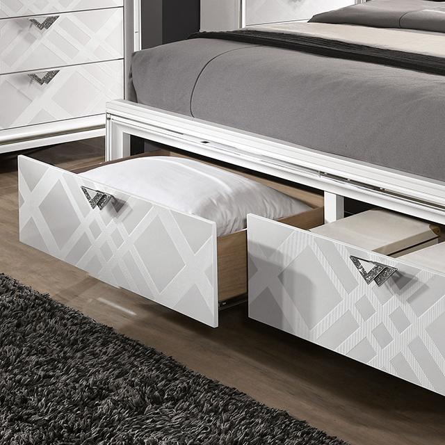 Emmeline Bed Silver & White - Casa Morelos / Coahuila Furniture (Oklahoma City, OK)