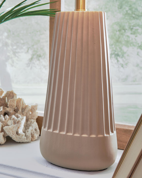 Dellner Table Lamp - Casa Morelos / Coahuila Furniture (Oklahoma City, OK)