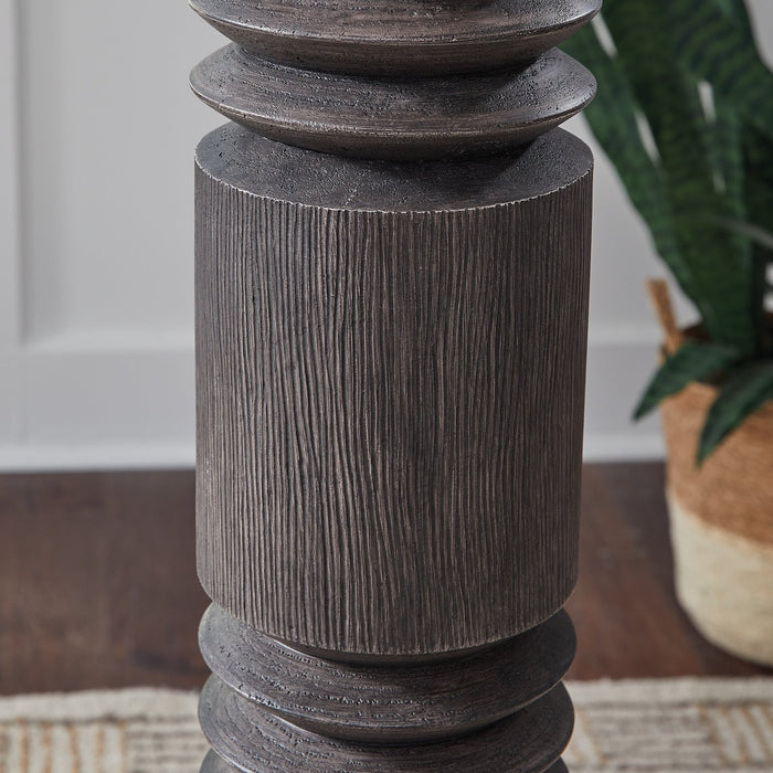 Fainwell Floor Lamp - Casa Morelos / Coahuila Furniture (Oklahoma City, OK)