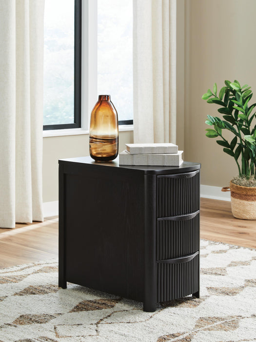 Camdill Chairside End Table - Casa Morelos / Coahuila Furniture (Oklahoma City, OK)