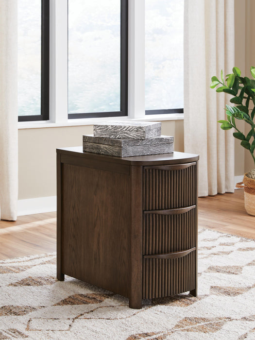 Camdill Chairside End Table - Casa Morelos / Coahuila Furniture (Oklahoma City, OK)